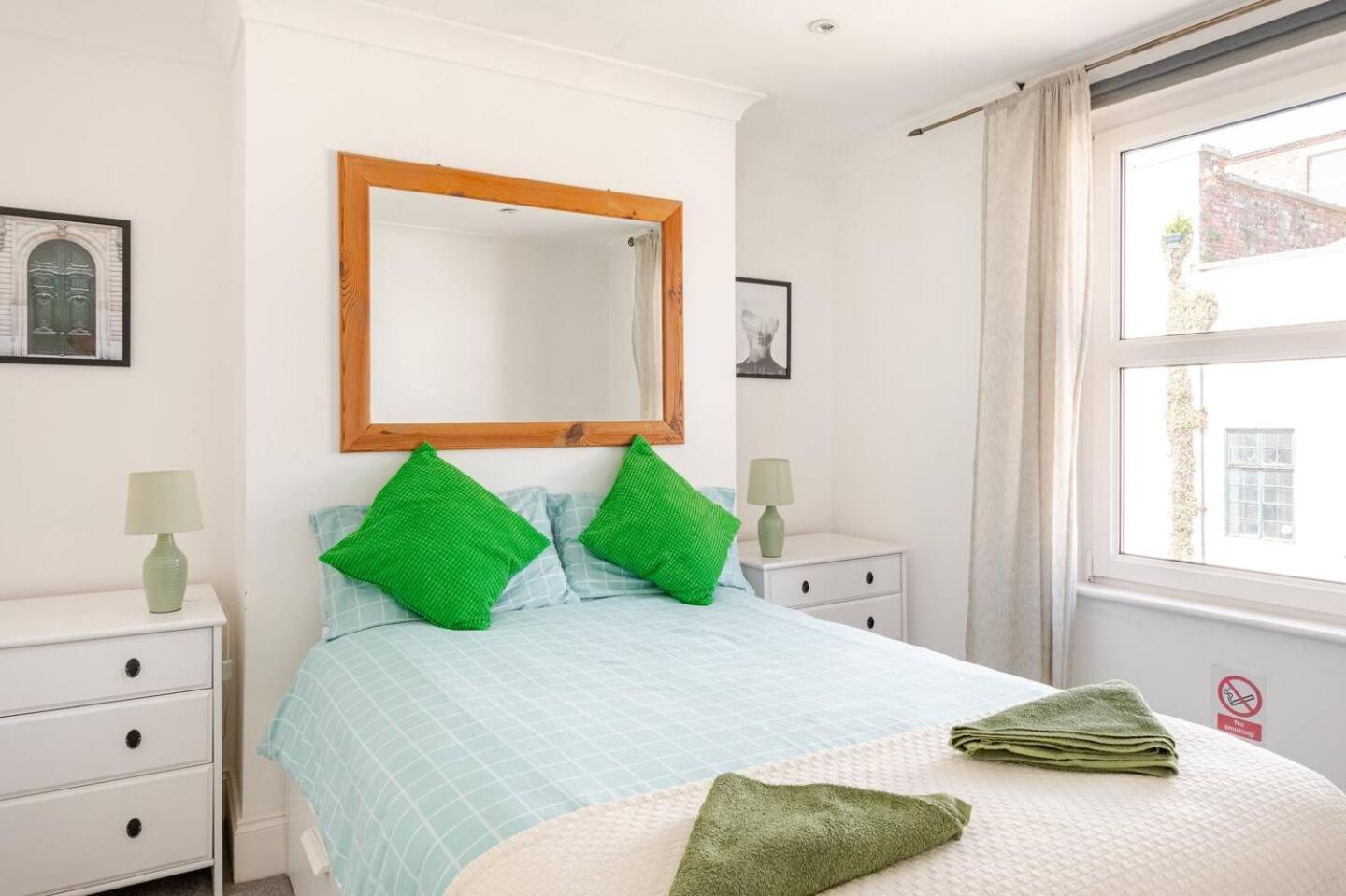 Castle View 2 Bedroom Apartment In Town Centre Hastings Extérieur photo