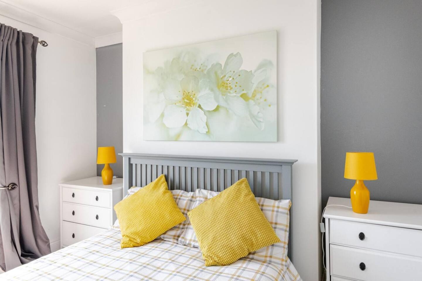 Castle View 2 Bedroom Apartment In Town Centre Hastings Extérieur photo